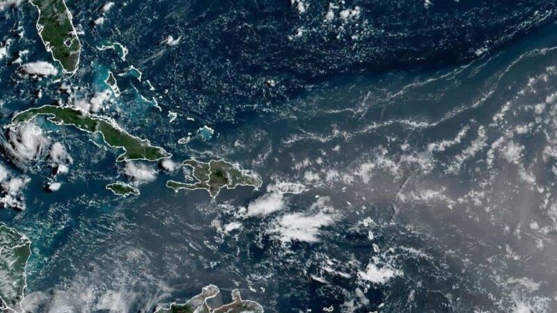 Polvo del Sahara y Calor Intenso Marcan el Clima en República Dominicana