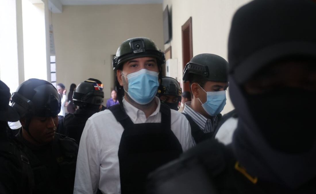 Caso SeNaSa: Aplazan Audiencia por Luto de Abogado de Imputado