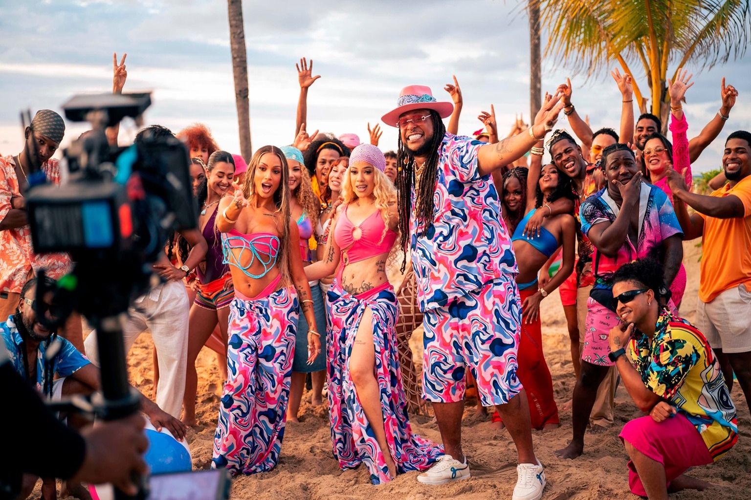 “Island” de La Insuperable, DaniLeigh y Lennox rompe récords en YouTube