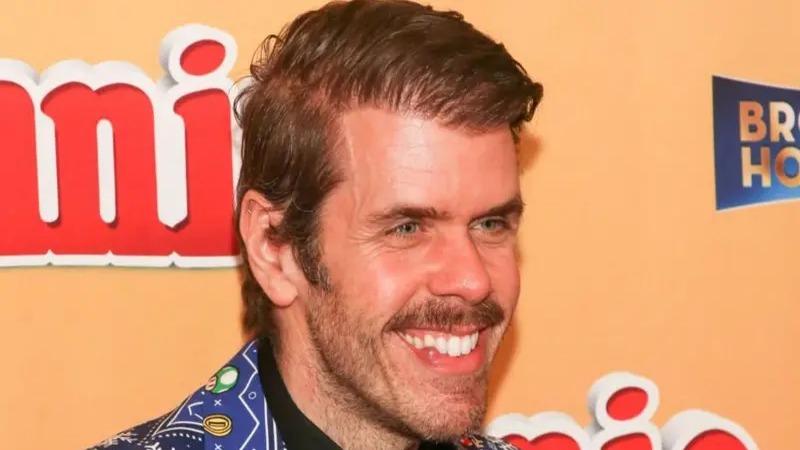 Perez Hilton Hospitalizado tras Alarma en Transmisión en Vivo