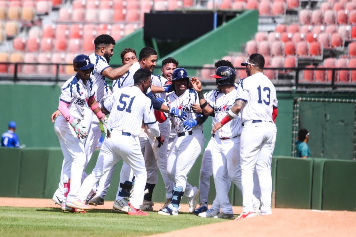 Panamá avanza a la final de béisbol en los Juegos Centroamericanos tras vencer a República Dominicana