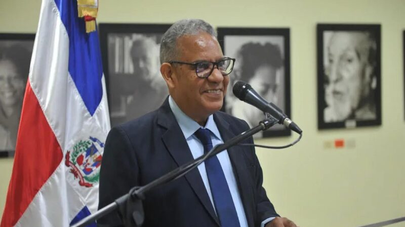 Gustavo Olivo Peña Triunfa con ‘Desde un costado de la (des)memoria’ en el Premio Nacional de Cuento 2026