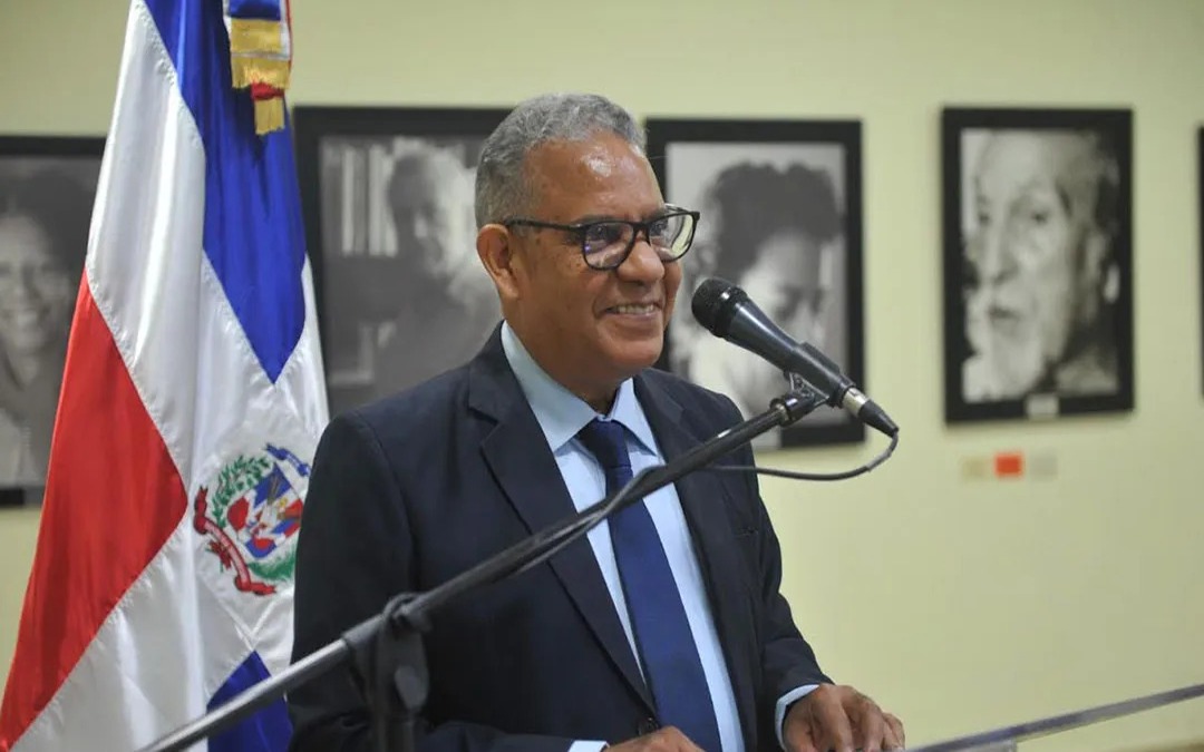Gustavo Olivo Peña Triunfa con ‘Desde un costado de la (des)memoria’ en el Premio Nacional de Cuento 2026