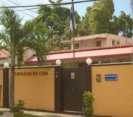 Exjuez Dominicano Defiende Retiro de Diplomáticos Cubanos Basado en Normas Internacionales