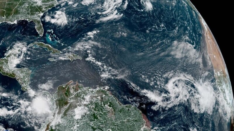Tormenta Tropical Cristóbal se Forma en el Atlántico con Vientos de 75 km/h