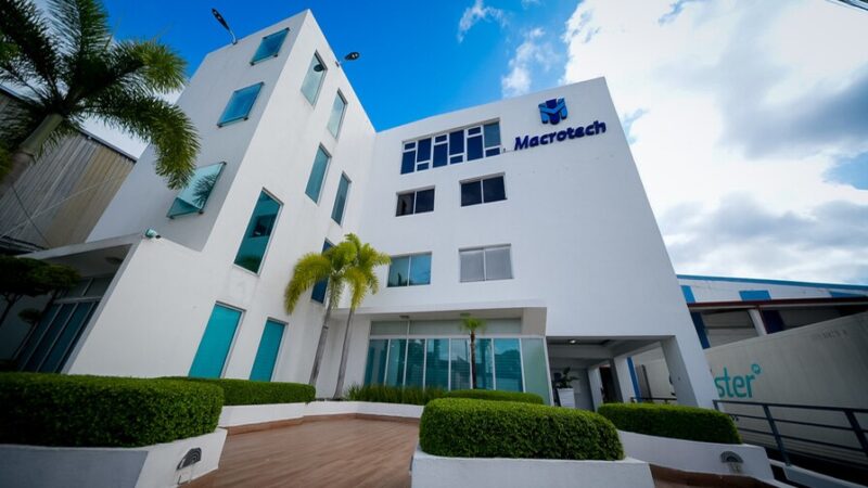 Macrotech Celebra 29 Años de Innovación en el Sector Salud