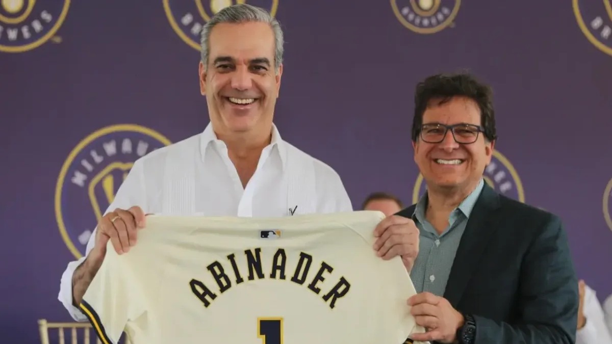 Entrenadores de Béisbol Dominicano Exigen Apoyo del Gobierno