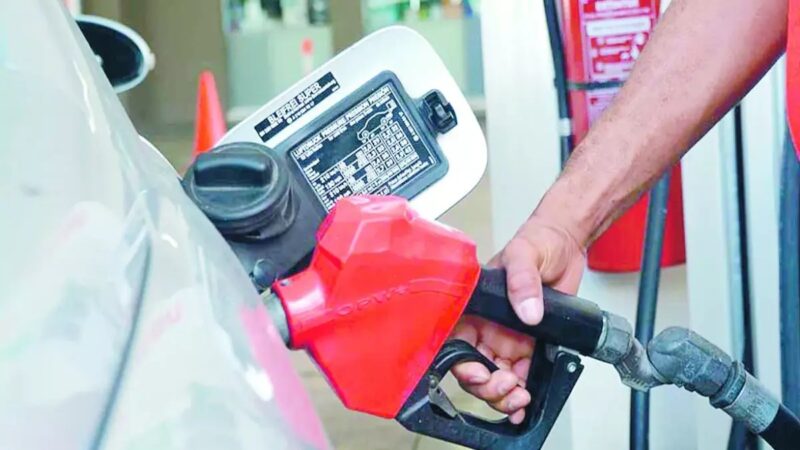 Gobierno Anuncia Incremento en Precios de Combustibles