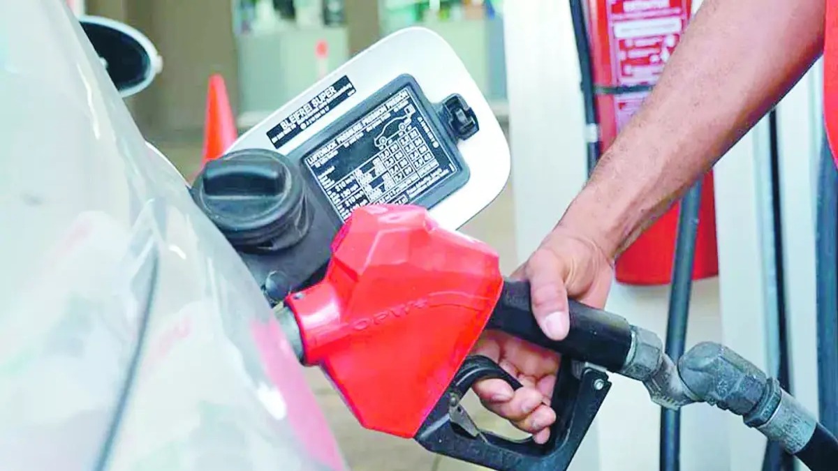 Gobierno Anuncia Incremento en Precios de Combustibles