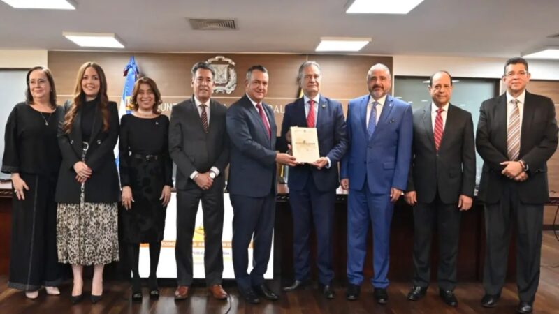 Desinterés Electoral: Un Desafío para la Democracia Dominicana