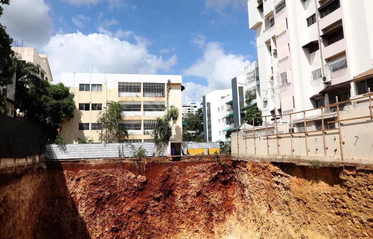 Parálisis de Obras en la Región Metropolitana: Un Análisis Detallado