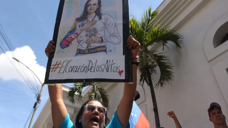 Venezolanos Exigen el Regreso Seguro de María Corina Machado y Elecciones Democráticas