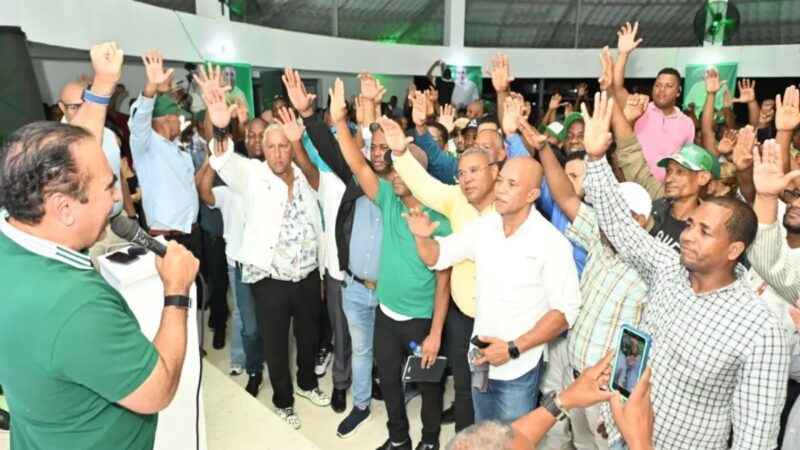 Víctor Pavón Critica Gestión Municipal de Betty Gerónimo en Santo Domingo Norte
