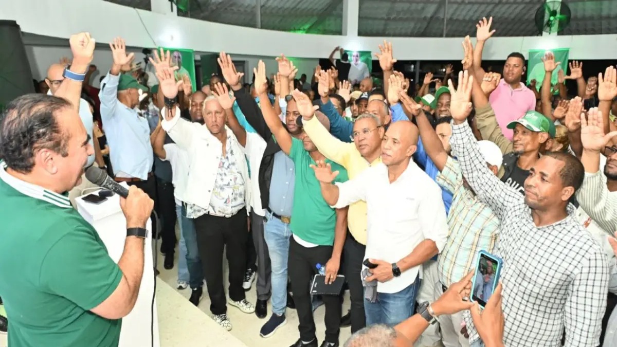 Víctor Pavón Critica Gestión Municipal de Betty Gerónimo en Santo Domingo Norte