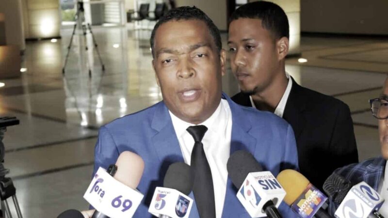 Exdiputado Pedro Botello Defiende a Profesional de la Salud en Caso Senasa 2.0