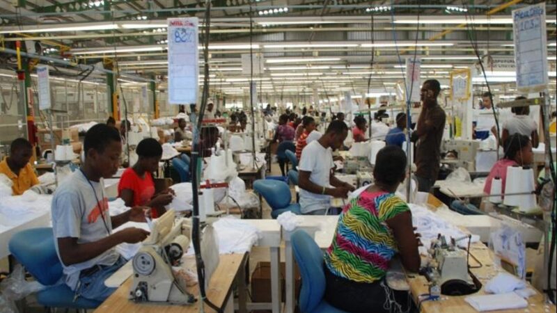 Extensión de Programas HOPE/HELP Impulsa Economía de Haití y República Dominicana