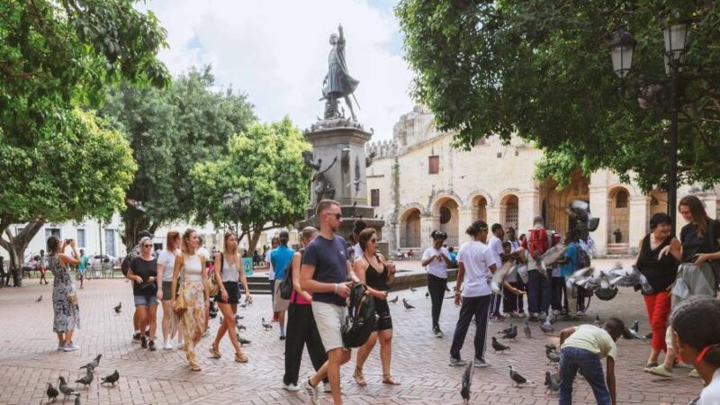 República Dominicana Aumenta en Turismo Mientras México Enfrenta Desafíos
