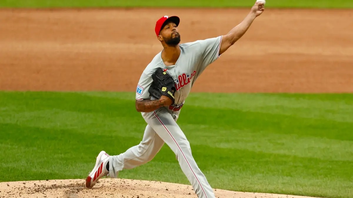 Cristopher Sánchez Lidera Triunfos en Grandes Ligas con Brillante Actuación