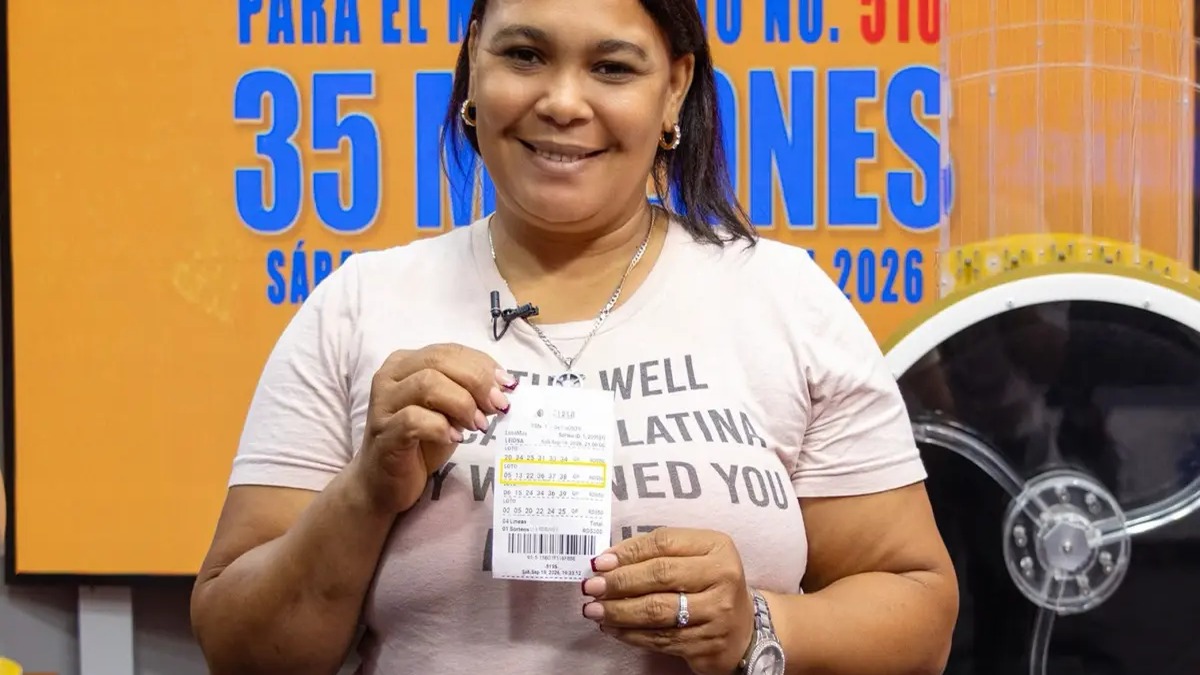 Empleada Privada Gana 35 Millones de Pesos en Sorteo Loto de LEIDSA