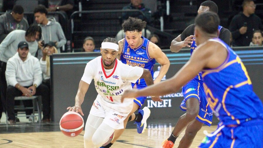 Bameso Celebra su Primera Victoria en el Torneo de Baloncesto Superior