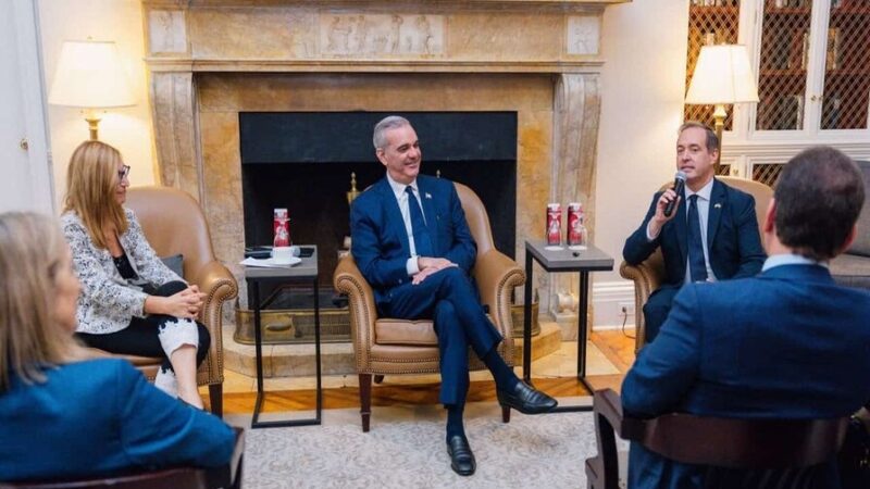 Abinader Promueve República Dominicana como Destino de Inversión Internacional
