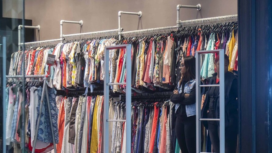 El Comercio: Pilar del Empleo Formal en República Dominicana