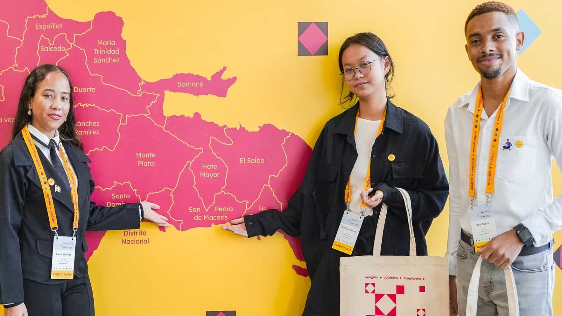 Jóvenes Dominicanos Revolucionan la Logística de Alimentos con Innovador Sistema Inteligente