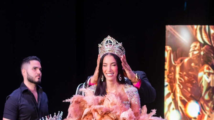 Suny Gálvez: Orgullo Dominicano en el Miss Universal Grand 2026