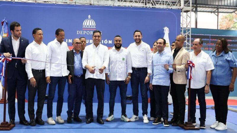 Ministro Kelvin Cruz Inaugura Renovado Multiuso en el Sector Honduras