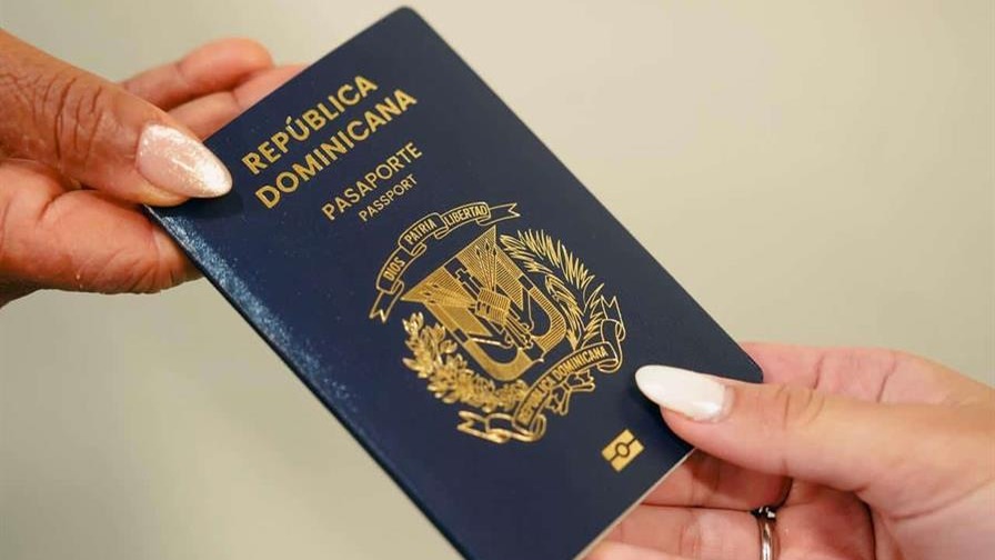 Innovador Pasaporte Biométrico Facilita Control Migratorio en Punta Cana