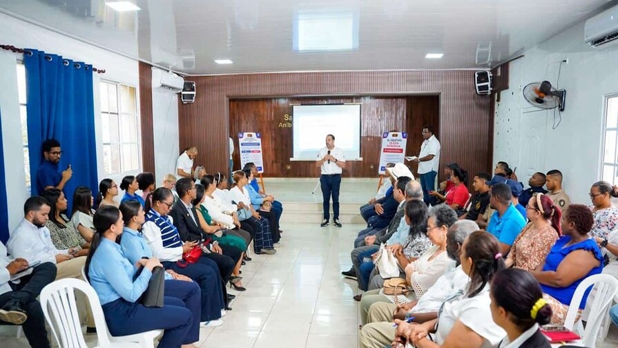 Educación Constitucional: Un Puente entre el Código Penal y la Ciudadanía