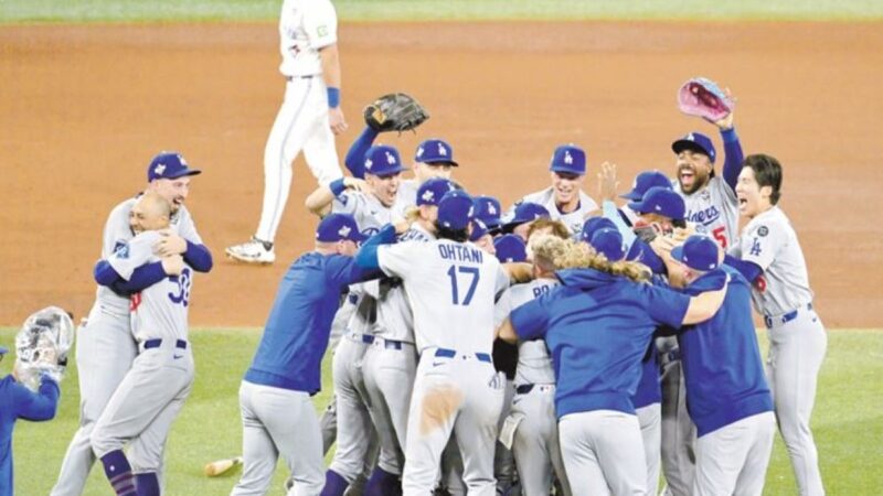Dodgers Empatan Récord de Grandes Ligas con 14 Clasificaciones Consecutivas a Playoffs