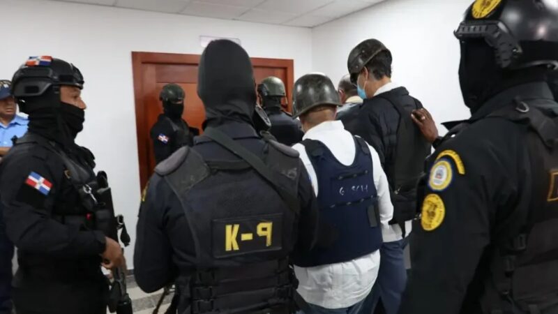 Escándalo en SeNaSa: Revelan Nombres de Médicos Implicados en Fraude Millonario