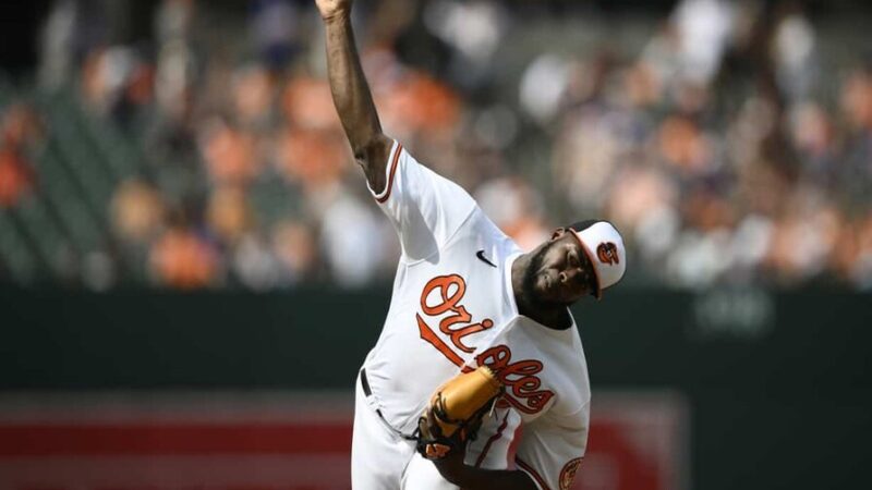 Félix Bautista Regresa Triunfante al Bullpen de los Orioles