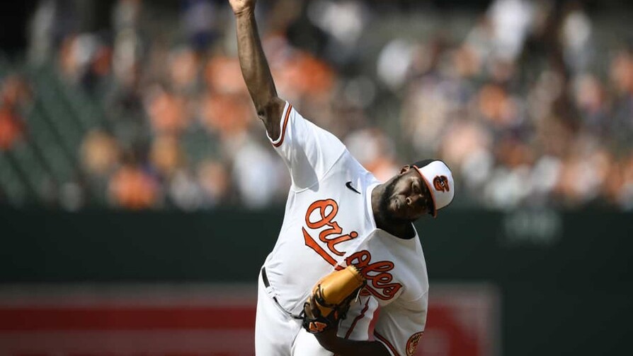 Félix Bautista Regresa Triunfante al Bullpen de los Orioles