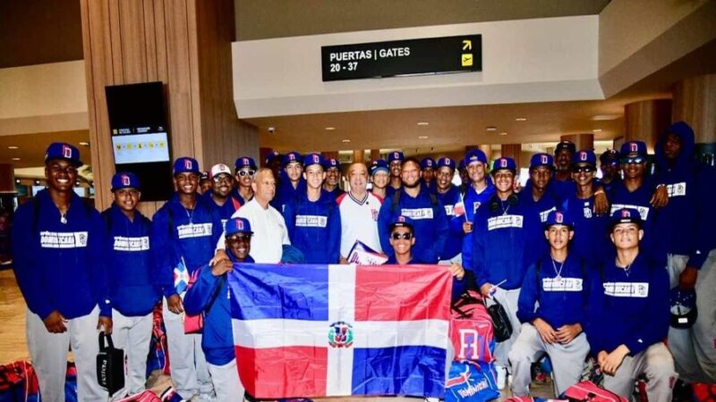 Selección Dominicana U15 de Béisbol Emprende Viaje a México para la Copa Mundial
