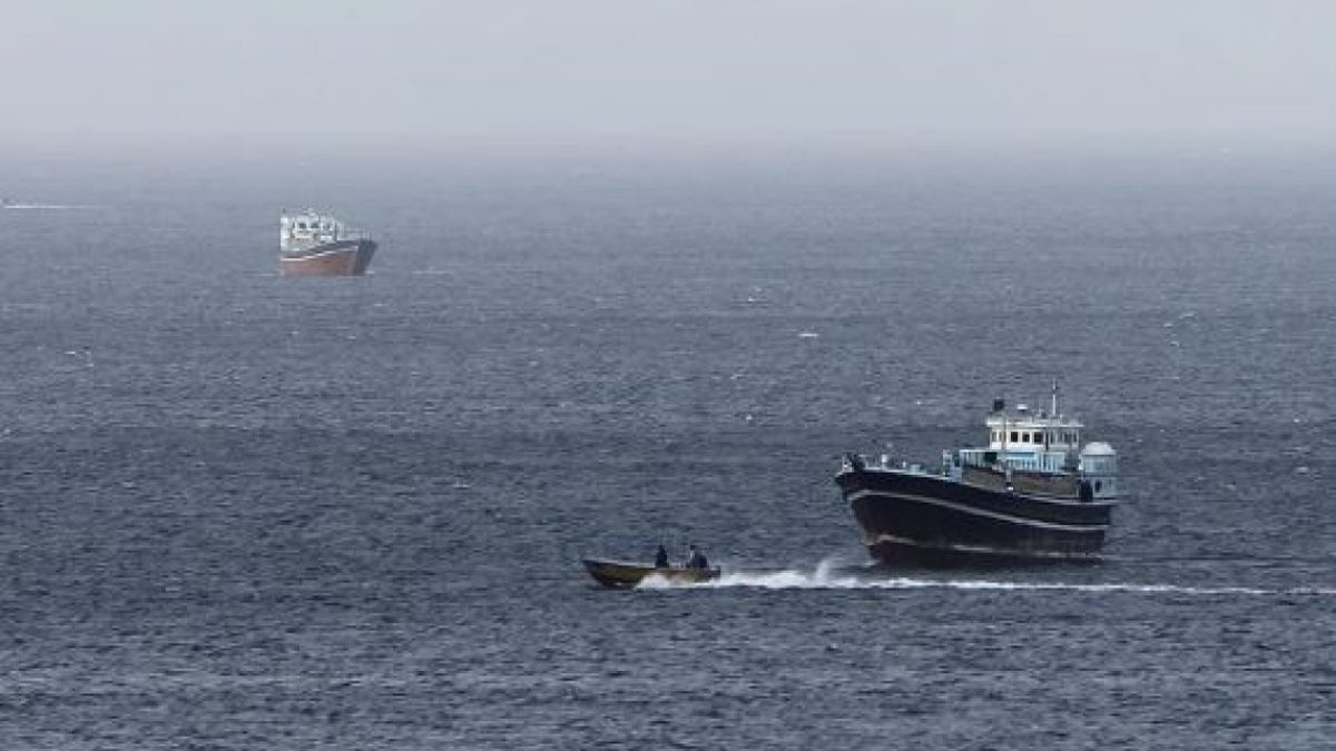 EE.UU. Refuerza Bloqueo Marítimo a Irán: 100 Barcos Comerciales Desviados
