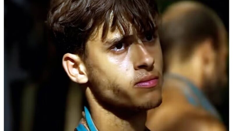 Exparticipante de ‘Survivor Grecia’ Demanda por $100 Millones tras Accidente en RD