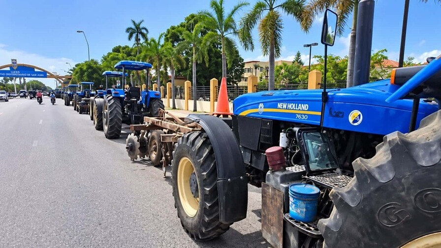 Productores Agropecuarios Exigen Pago de Deuda y Detienen Operaciones