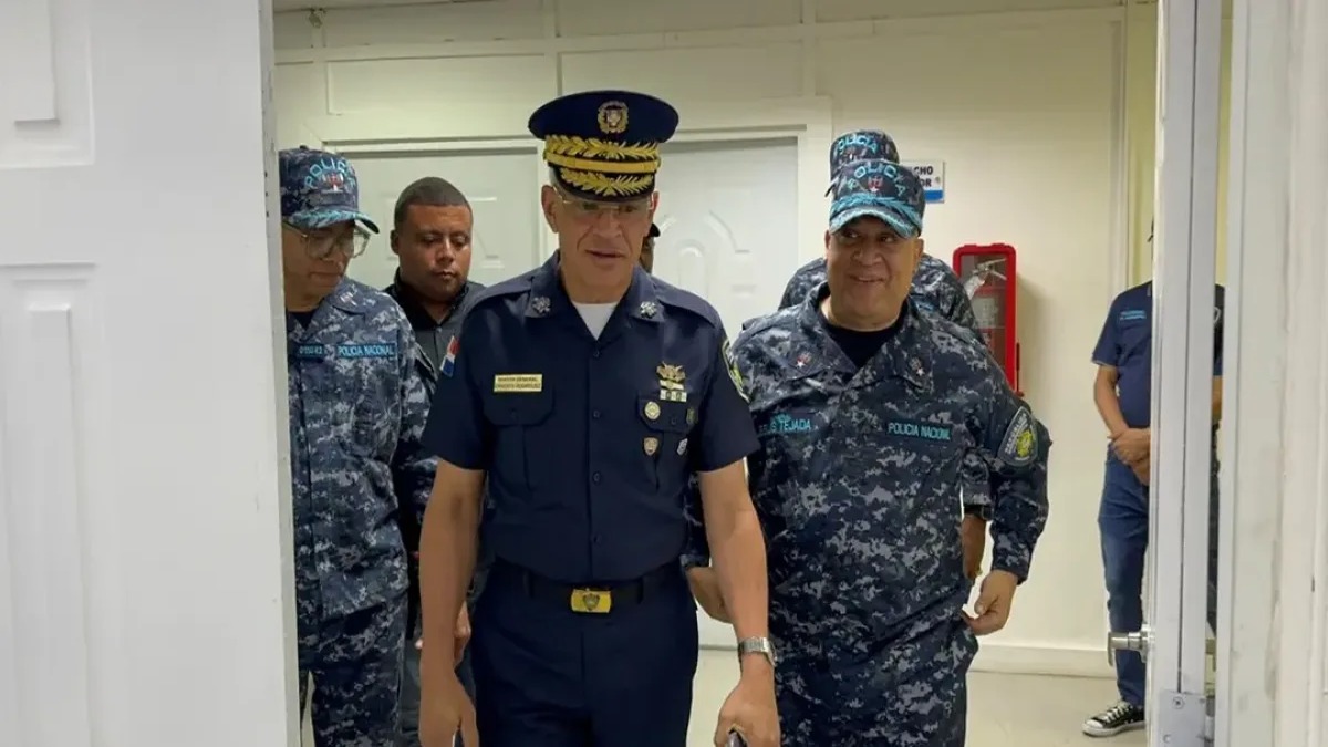Director de la Policía Nacional Reafirma Compromiso con la Ley y el Orden