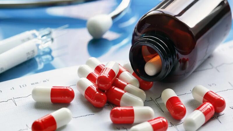 Acceso Limitado a Medicamentos Innovadores en República Dominicana: Un Reto Urgente