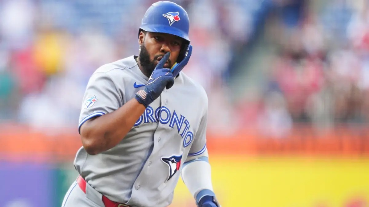 Vladimir Guerrero Jr. se Disculpa por Comentarios sobre su Contrato