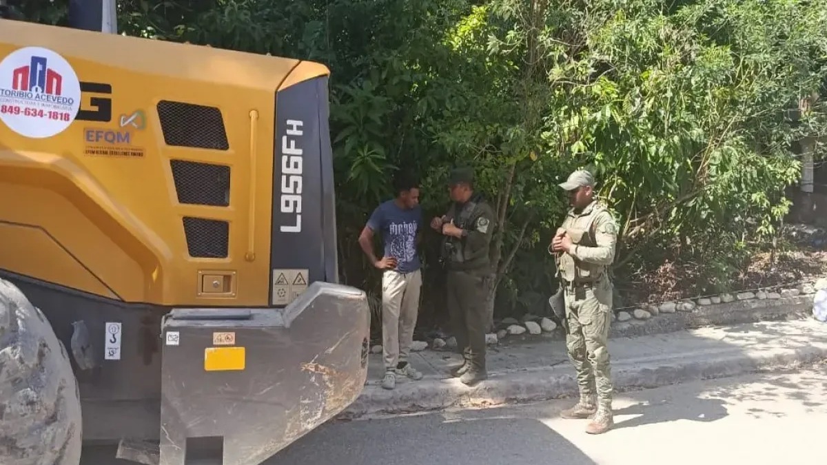 Detienen a Hombre por Extracción Ilegal en Río Camú, Puerto Plata