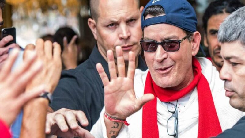 Charlie Sheen y Martin Sheen Regresan Juntos en la Comedia ‘Happy Jack’