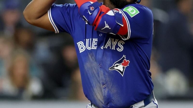 Vladimir Guerrero Jr. Busca Romper Su Sequía de Jonrones en Toronto