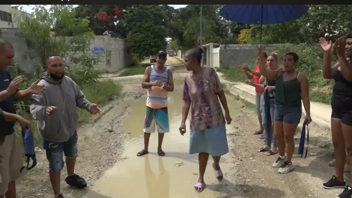 Residentes de La Ureña Exigen Reparación Inmediata de Calles
