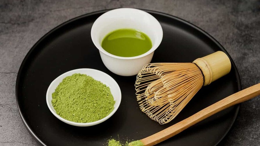 El Matcha: Más que una Moda, un Potencial Aliado para la Salud