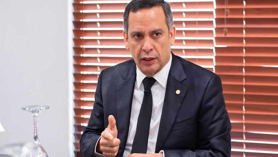 Luis Henry Molina Defiende el Carácter Político del Consejo Nacional de la Magistratura