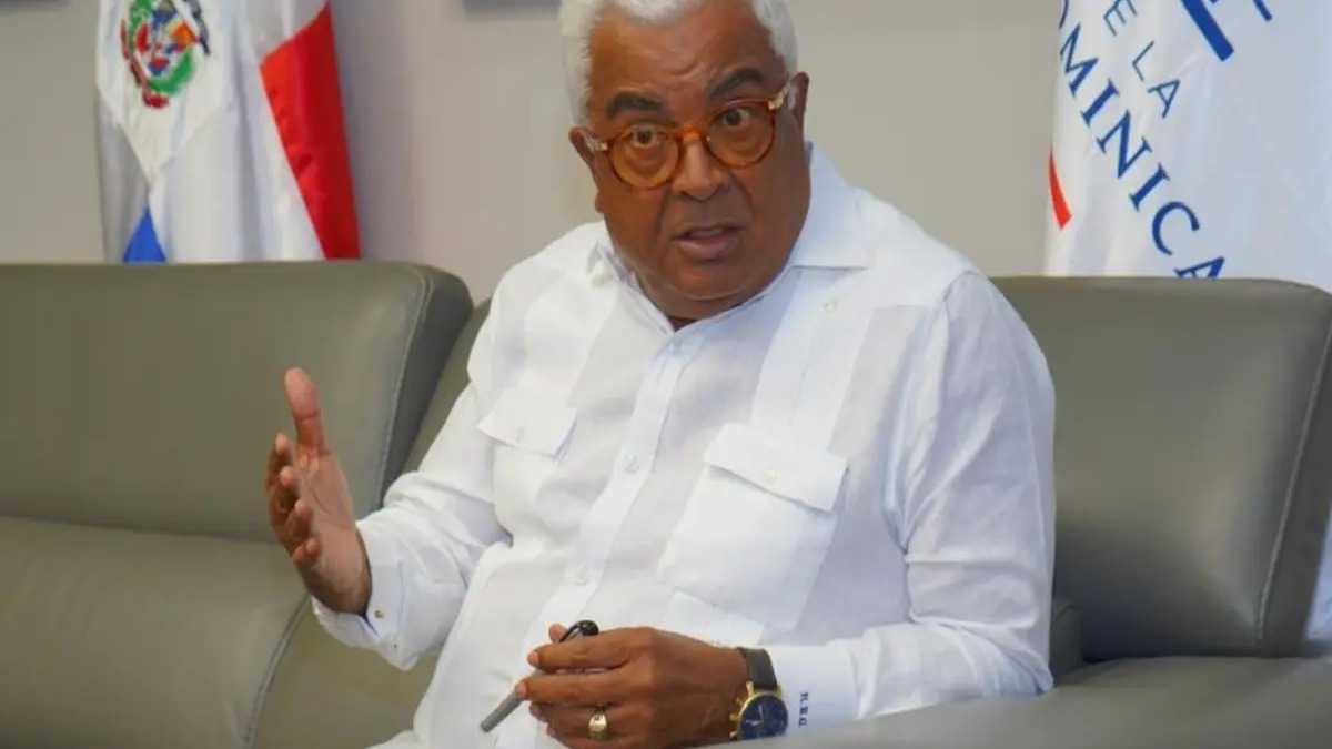 Estado Dominicano Proyecta Ahorro Millonario en Alquileres con Recuperación de Edificios