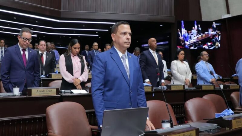Crisis de Confianza en la Clase Política Dominicana: Un Estudio Revelador